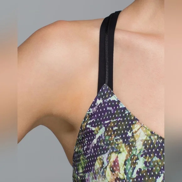 Lululemon - City Summer Dress - Size 4 - Picture 6 of 16